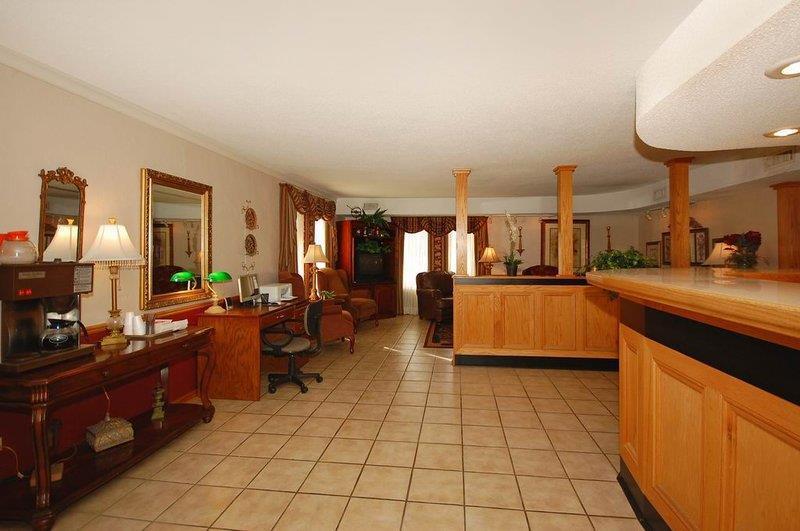 Red Roof Inn Форрест-Сіті Інтер'єр фото